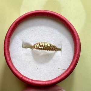 Vintage 10k PG Dome Ring